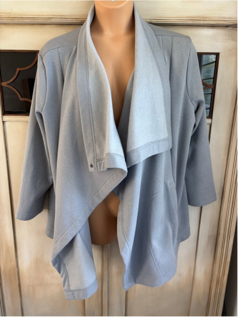 NWOT Lucy Active Fleece Wrap Style Outerwear Cardigan | Sz Lg - Picture 4 of 11